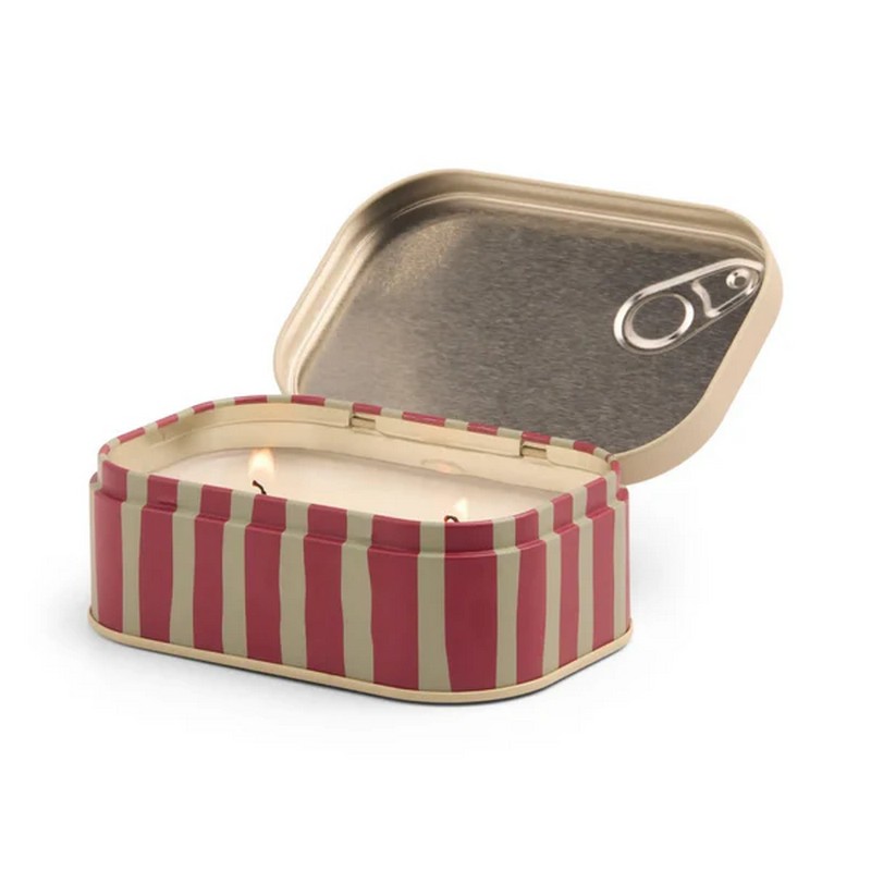 Candela profumata al limone con note di mandarino e fragola in latta vintage, realizzata in cera di soia con due stoppini, perfetta come candela particolare da regalare